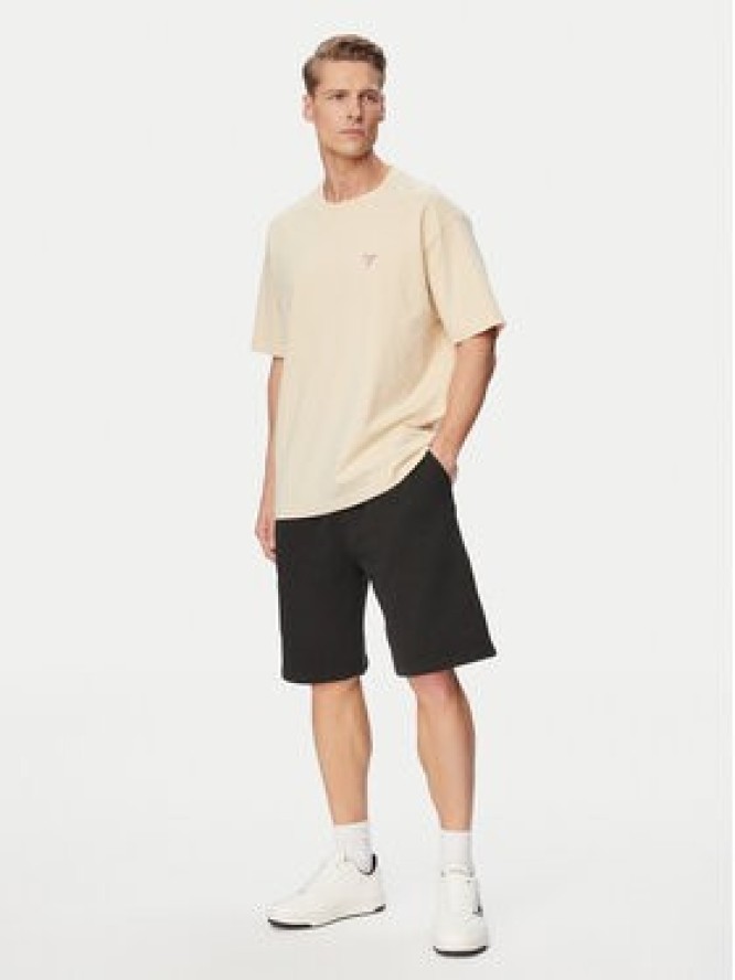 Guess Szorty materiałowe M6GD15 K3021 Czarny Regular Fit