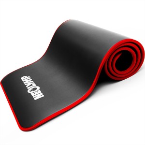 Mata fitness – gruba mata sportowa, amortyzująca wstrząsy, chroniąca stawy