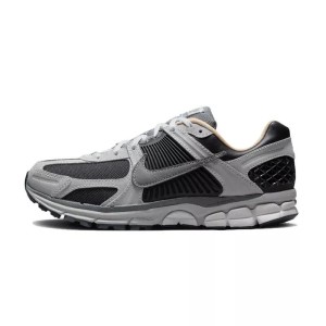 Buty Nike Zoom Vomero 5 Szary Ciemny