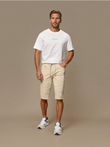 Szorty jeansowe jogger - beżowy
