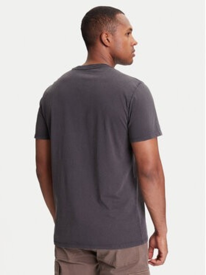 Guess T-Shirt 176639 Czarny Classic Fit