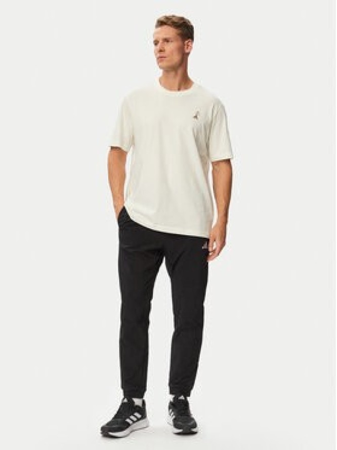 adidas Spodnie dresowe Essentials Small Logo JM1775 Czarny Regular Fit