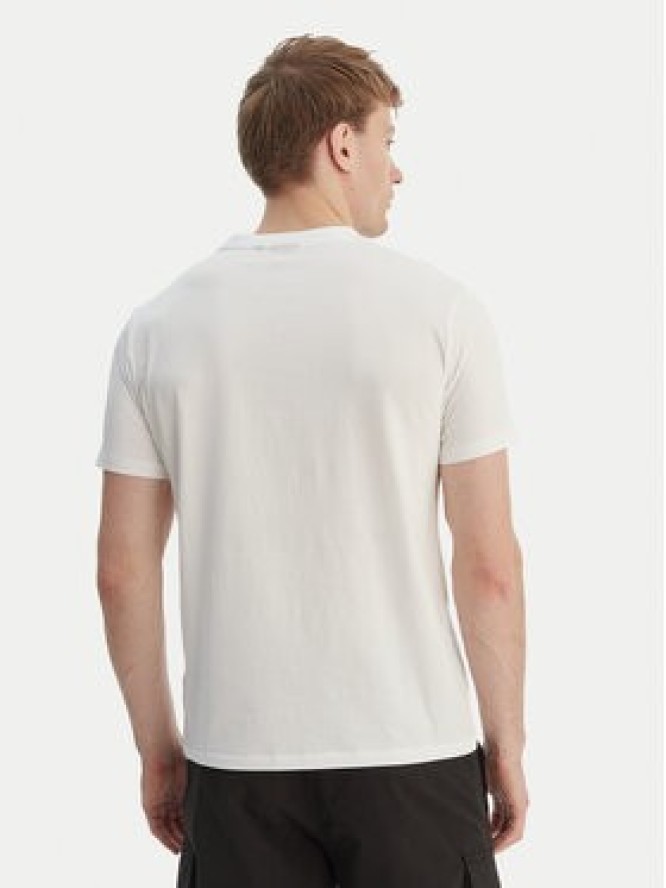 Napapijri T-Shirt S-Mahsa NP0A4FZB Biały Regular Fit