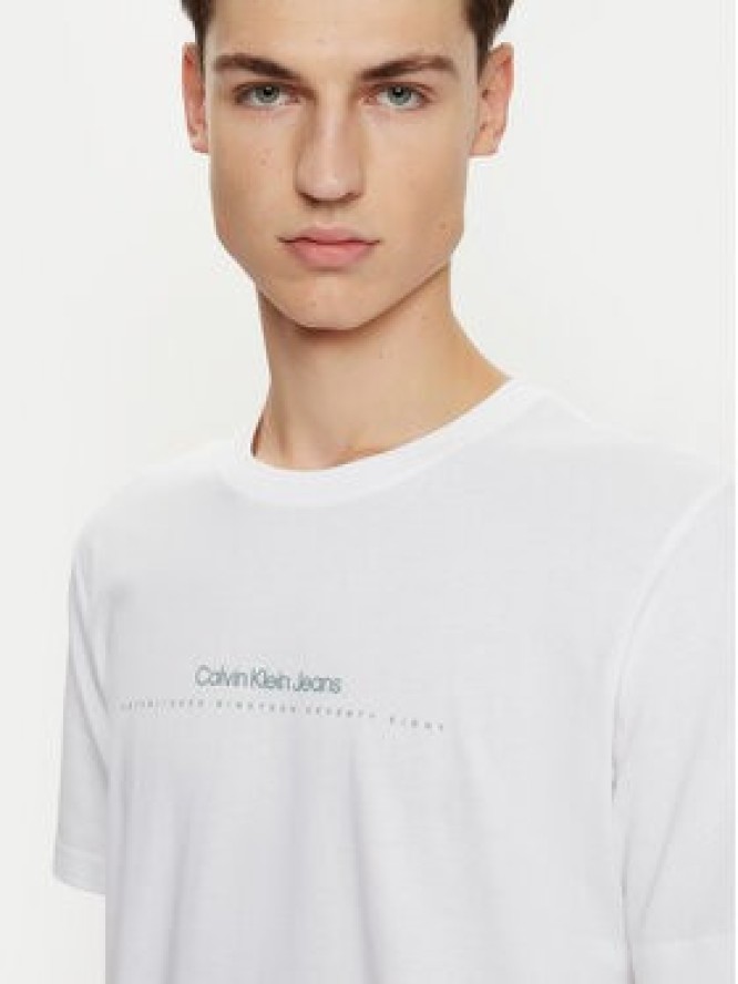 Calvin Klein Jeans T-Shirt Minimal Logo J30J327075 Biały Regular Fit