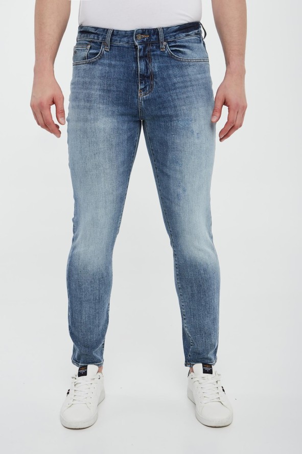 Jeansy męskie ARMANI EXCHANGE