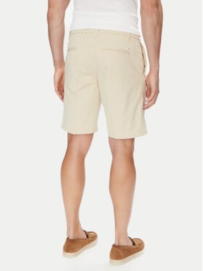 Mustang Szorty materiałowe Amsterdam 1016450 Beżowy Slim Fit