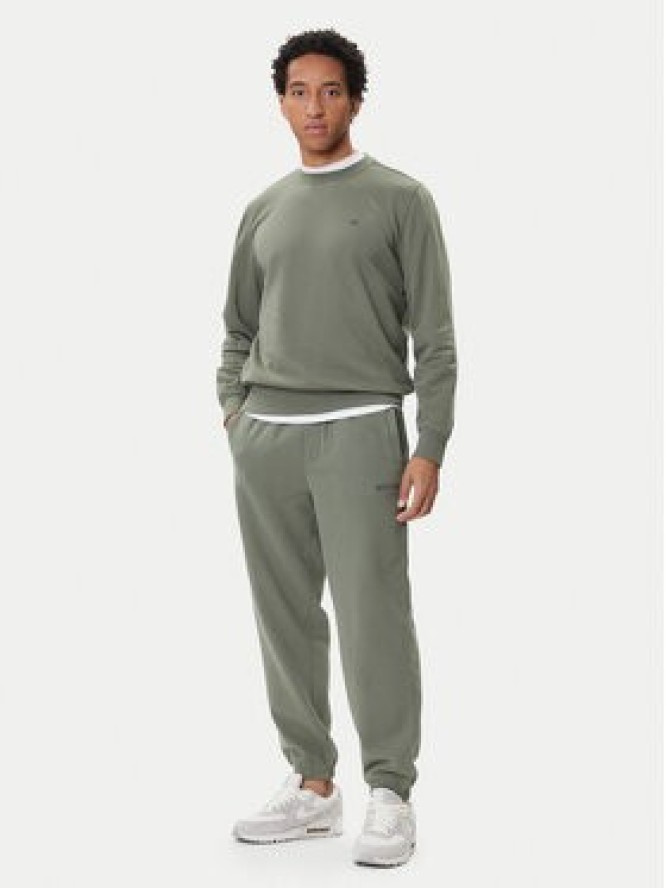 Mustang Spodnie dresowe Logan 1016975 Zielony Regular Fit