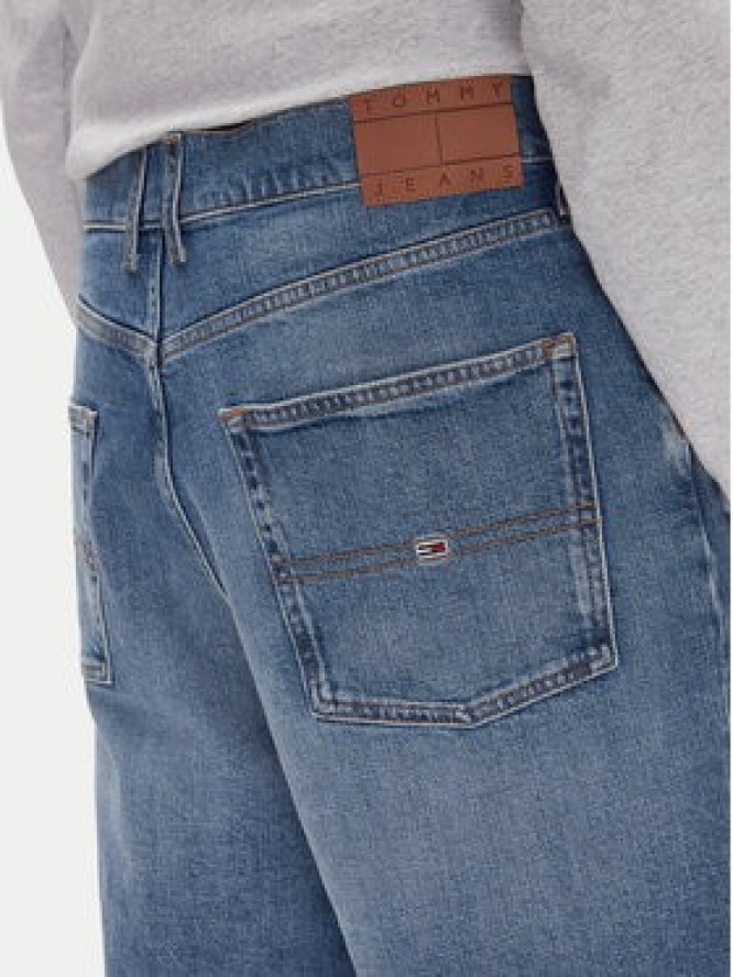 Tommy Jeans Szorty jeansowe Isaac DM0DM20952 Niebieski Relaxed Fit
