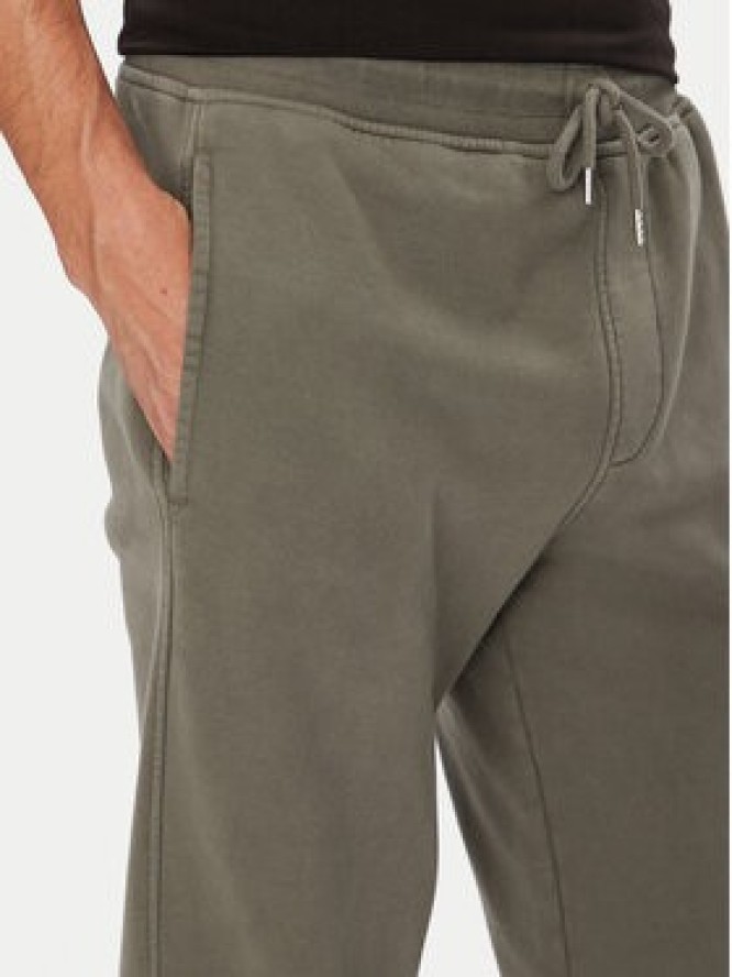 C.P. Company Spodnie dresowe 19CMSP720A006372R Zielony Regular Fit