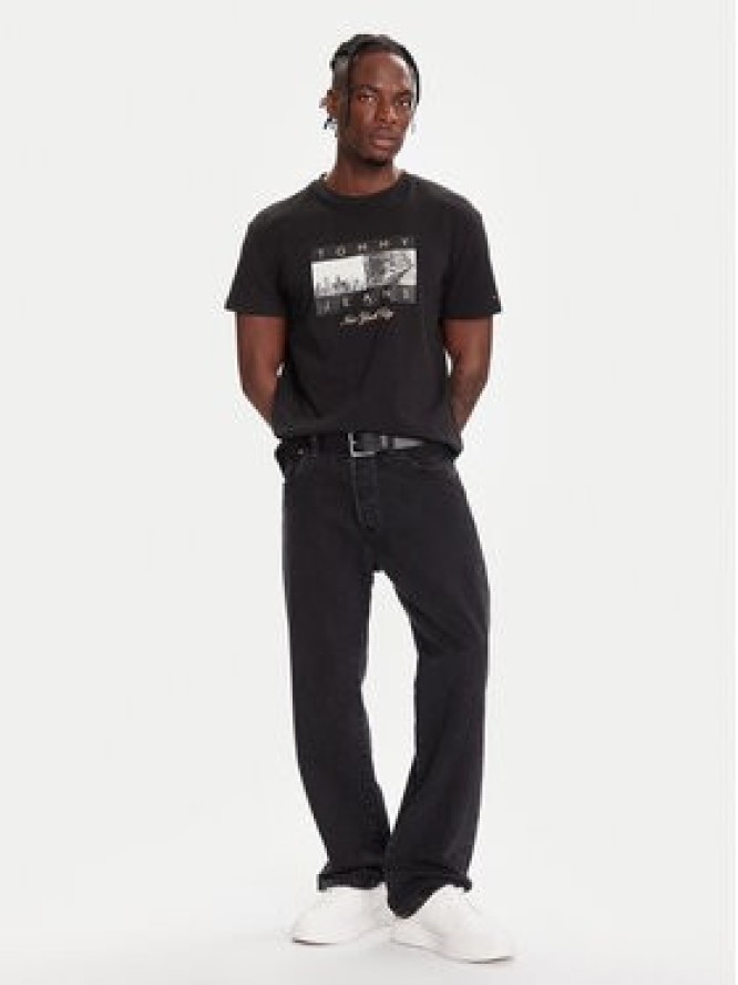 Tommy Jeans T-Shirt DM0DM22464 Czarny Regular Fit