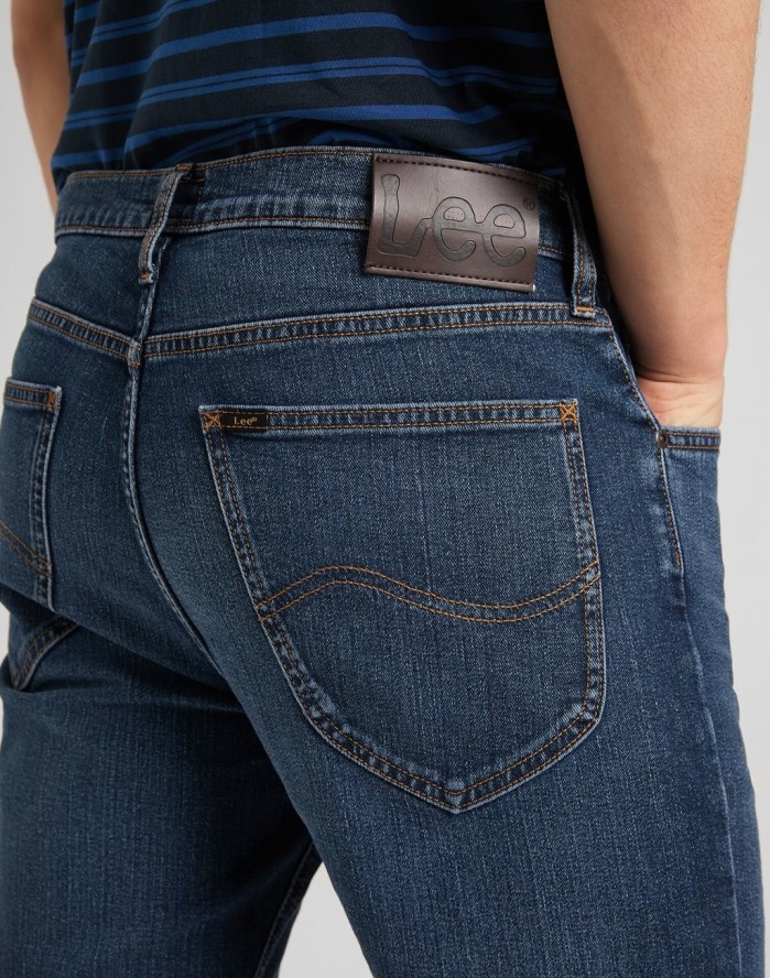 SPODNIE MĘSKIE LEE AUSTIN DARK USED L733SGIS 112140816