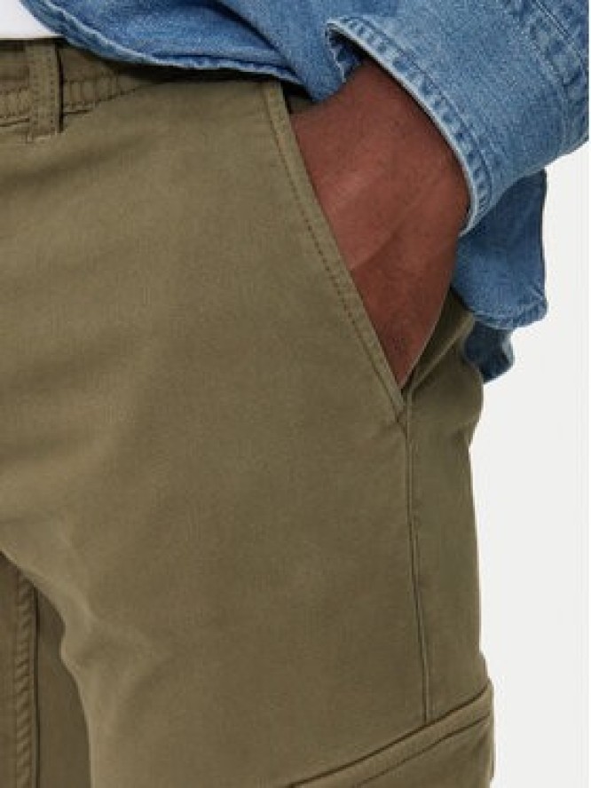 Pepe Jeans Spodnie materiałowe PM211725 Zielony Slim Fit