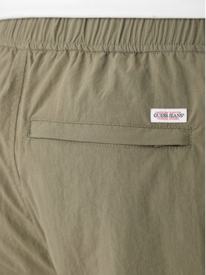 Guess Jeans Szorty materiałowe M6GDC8 WN362 Zielony Regular Fit