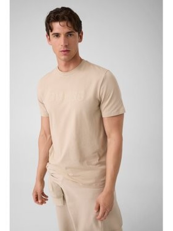 Guess T-Shirt 183088 Beżowy Classic Fit