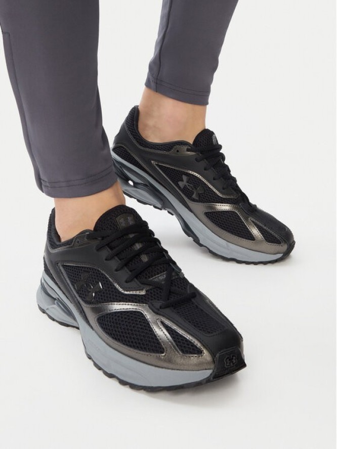 Under Armour Sneakersy UA HOVR Apparition RTRFTR TC 3027595 Czarny
