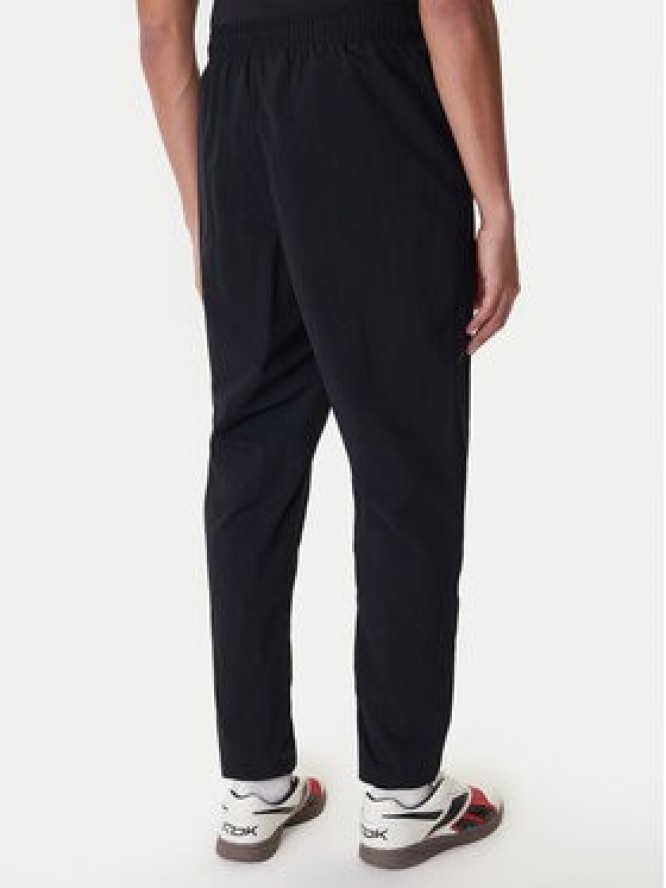 Reebok Spodnie dresowe Barrett RK25552CCM Czarny Regular Fit