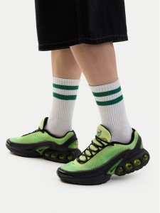Nike Sneakersy Air Max DN AMD HV3521 700 Zielony