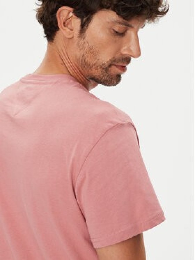Tommy Jeans T-Shirt Linear Chest DM0DM21780 Różowy Slim Fit