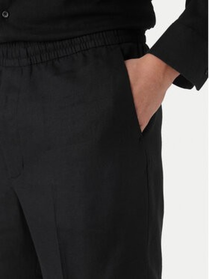 Calvin Klein Szorty materiałowe LV04LF620G Czarny Straight Fit