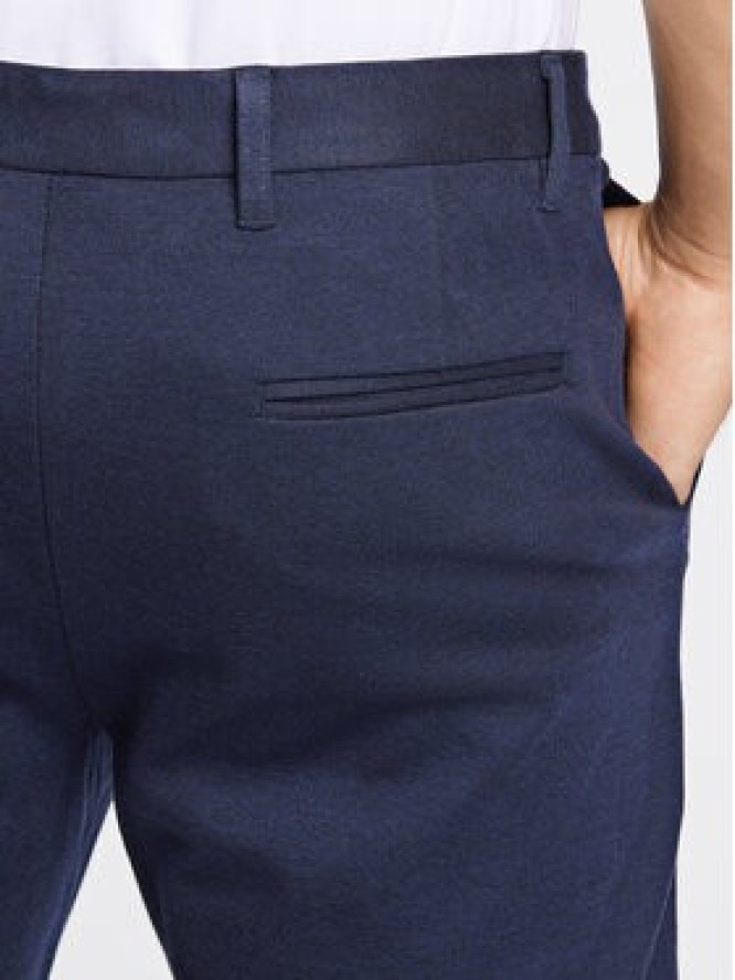 Lindbergh Chinosy 30-01007A Granatowy Slim Fit