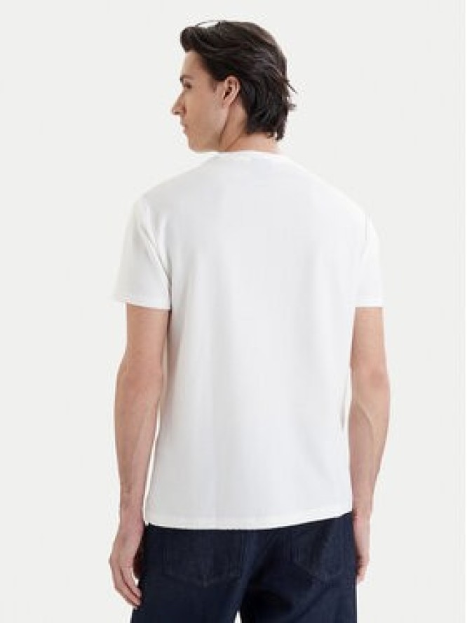 Armani Exchange T-Shirt XM002453 AF10337 U0009 Biały Regular Fit