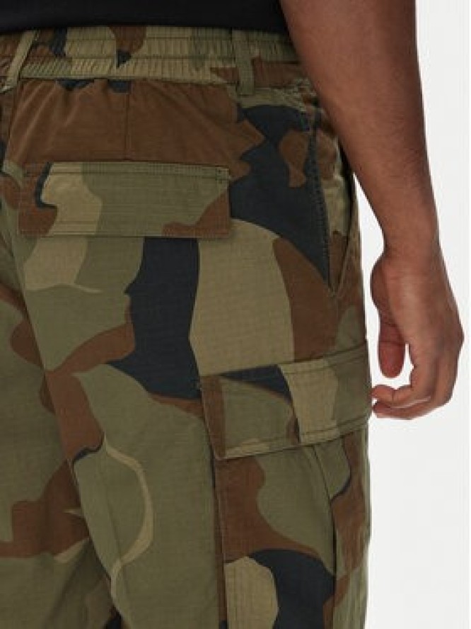 DC Shoes Szorty materiałowe Tundra ADYWS03086 Zielony Regular Fit