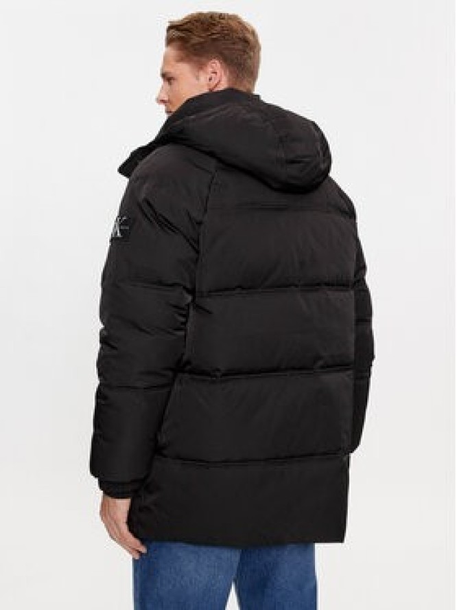 Calvin Klein Jeans Kurtka zimowa J30J324080 Czarny Relaxed Fit