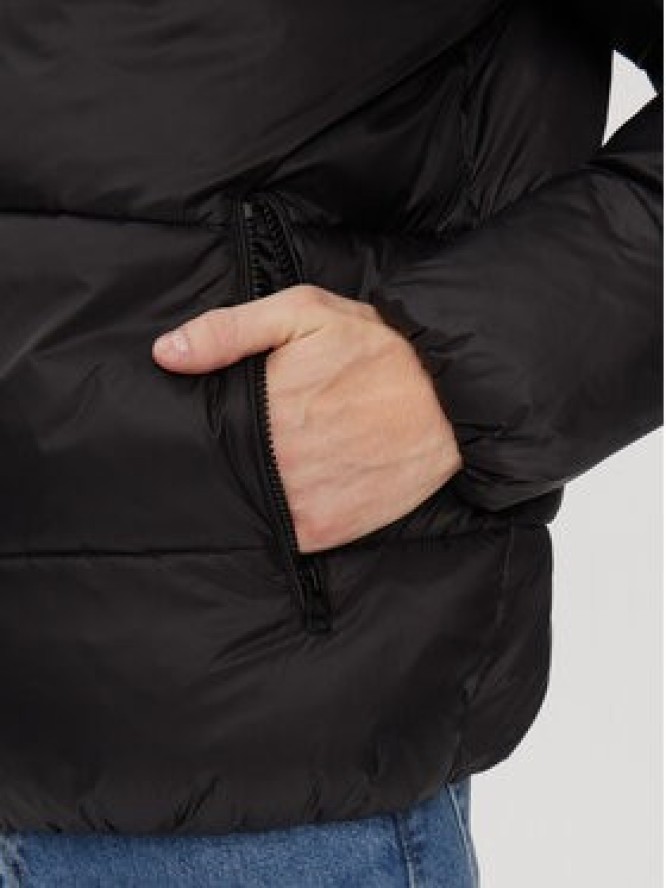 Calvin Klein Jeans Kurtka zimowa J30J323461 Czarny Regular Fit