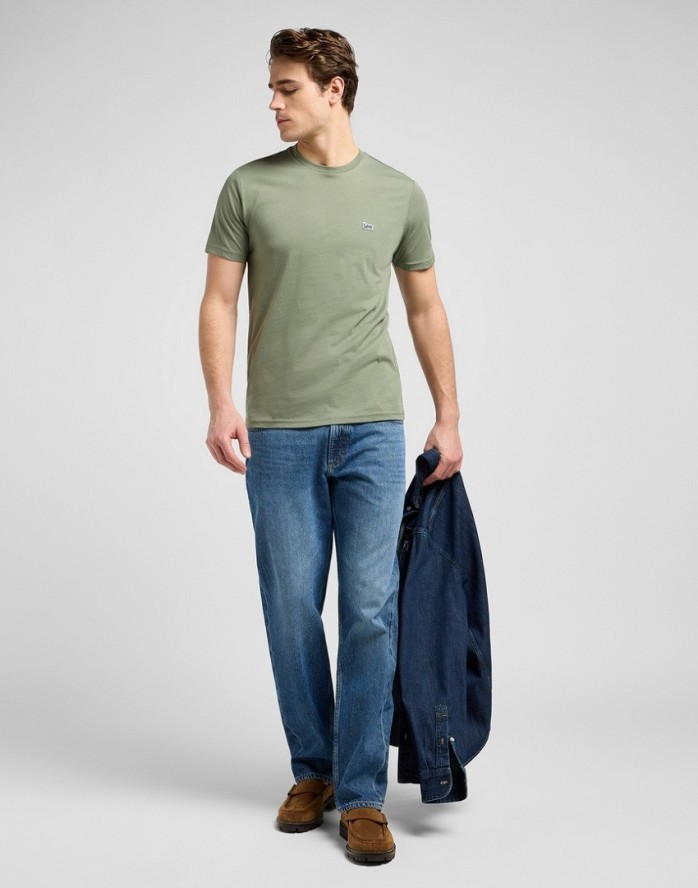 MESKA KOSZULKA LEE SS PATCH LOGO TEE OLIVE STONE 112370497