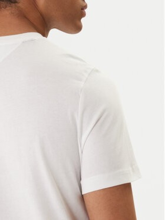 Tommy Hilfiger T-Shirt Brand Love Big Text MW0MW42369 Biały Regular Fit