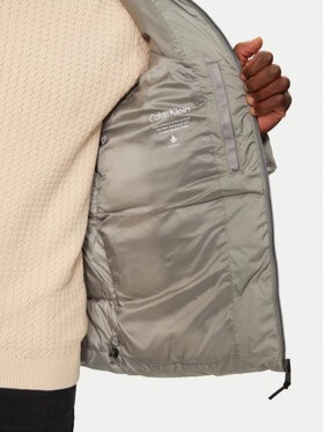 Calvin Klein Kurtka zimowa K10K113476 Szary Regular Fit