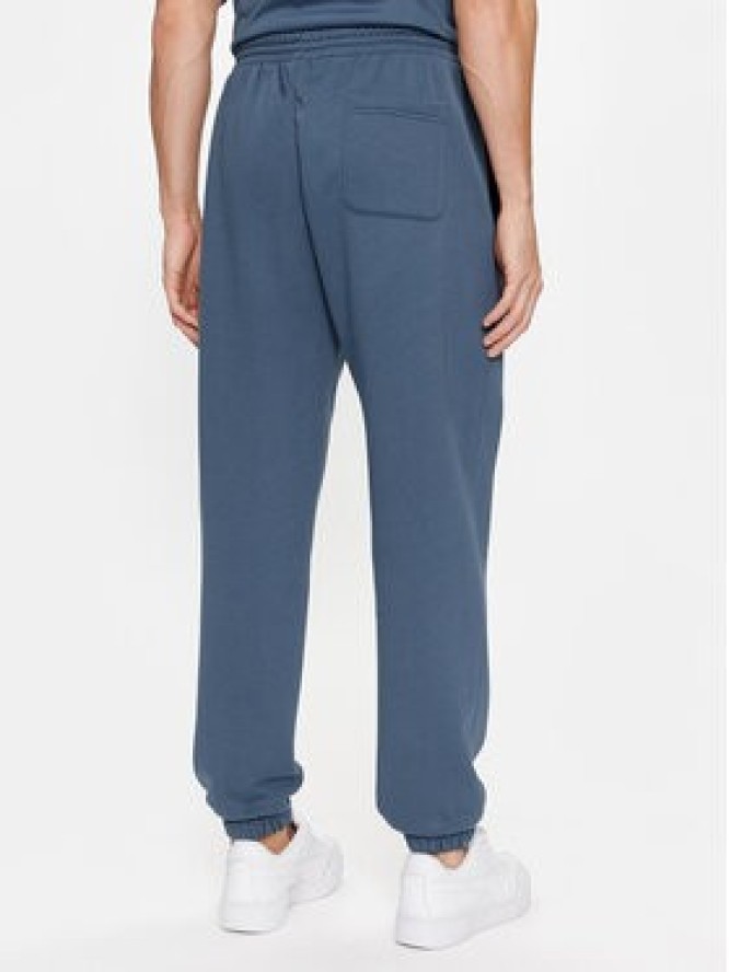 Reebok Spodnie dresowe Archive Essentials IM1526 Niebieski Regular Fit