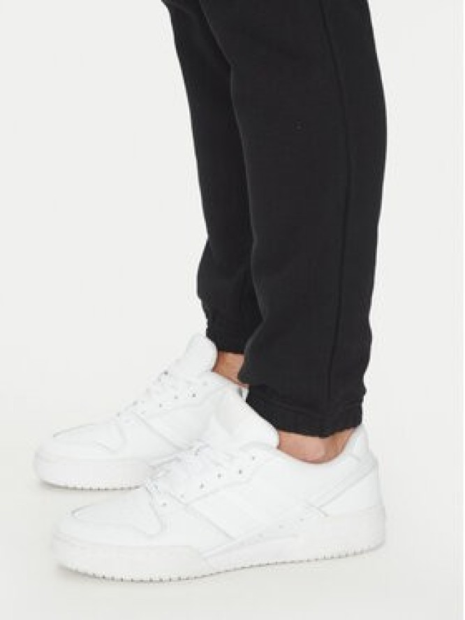 adidas Spodnie dresowe Trefoil Essentials JD2422 Czarny Slim Fit