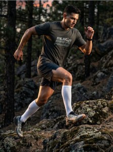 Koszulka z krótkim rękawem slim fit SNSY PERFORMANCE - zielony