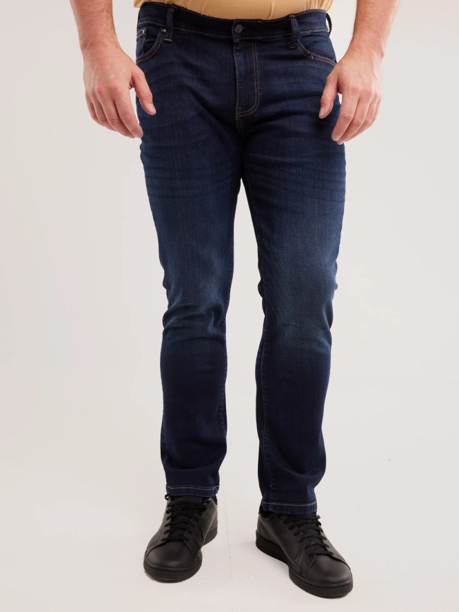 Jeansy męskie dopasowane granatowe Ronan 632