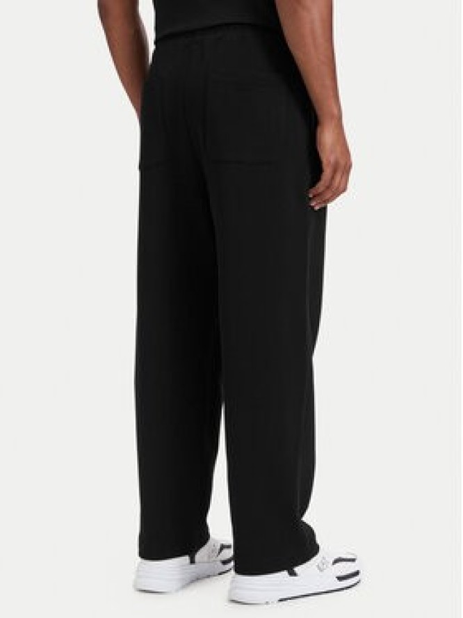 EA7 Emporio Armani Spodnie dresowe 7M002111 AF27201 UC001 Czarny Relaxed Fit