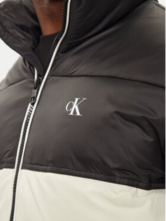 Calvin Klein Jeans Kurtka zimowa J30J325584 Écru Regular Fit