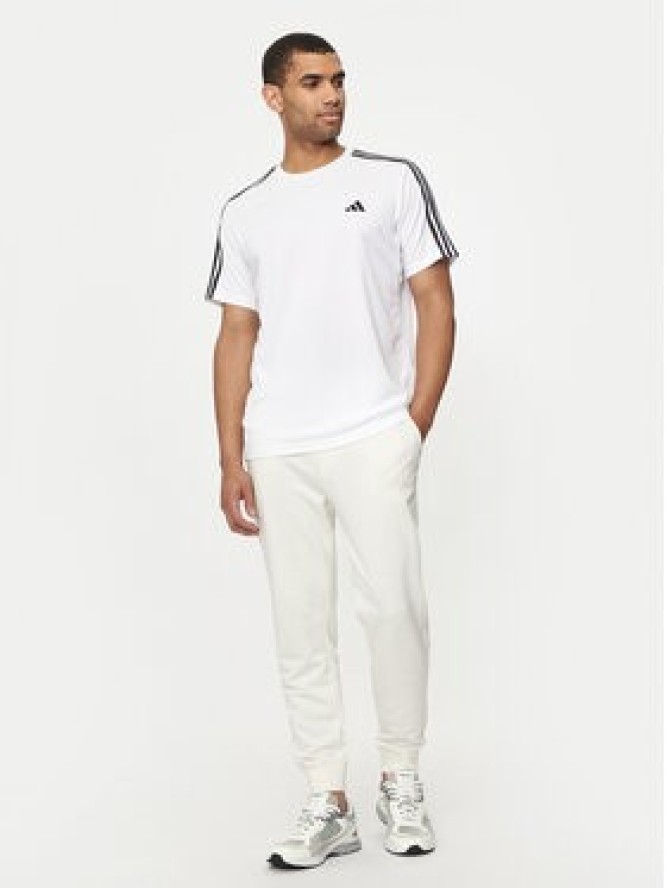 adidas Koszulka techniczna Train Essentials 3-Stripes IB8151 Biały Regular Fit