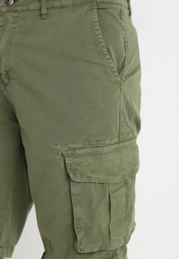 Ciemnozielone Szorty Hypsenope