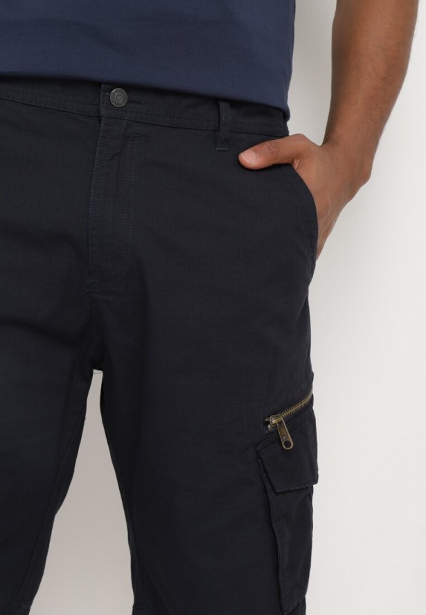 Granatowe Bawełniane Szorty z Szerokimi Kieszeniami Cargo Diphea