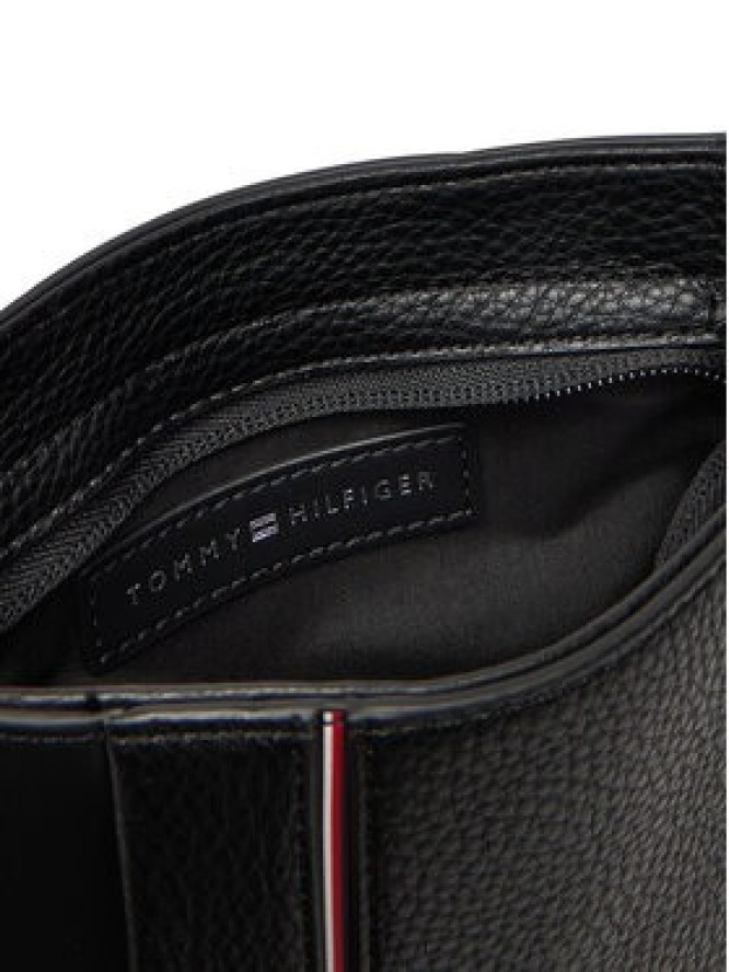 Tommy Hilfiger Saszetka Th Central Mini Crossover AM0AM13633 Czarny