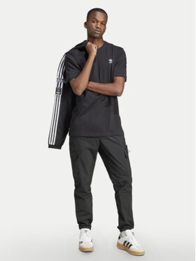 adidas T-Shirt Trefoil Essentials JI8545 Czarny Regular Fit