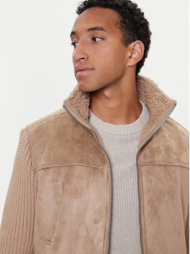 Guess Kurtka z imitacji skóry M5BR79 Z5570 Beżowy Regular Fit