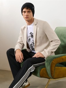 Czapka beanie z domieszką wełny - czarny