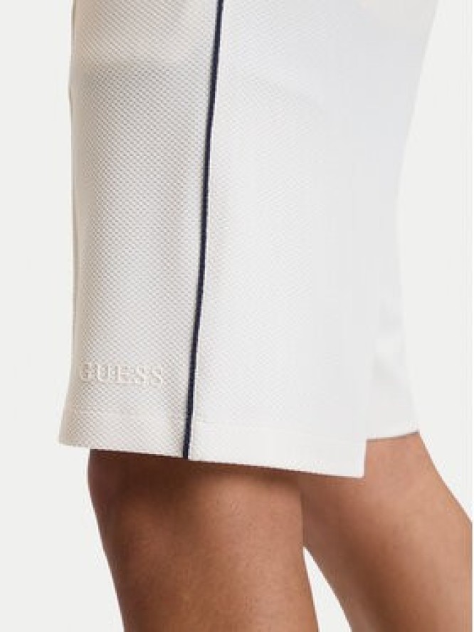 Guess Szorty sportowe Z6GD11 K3210 Écru Regular Fit