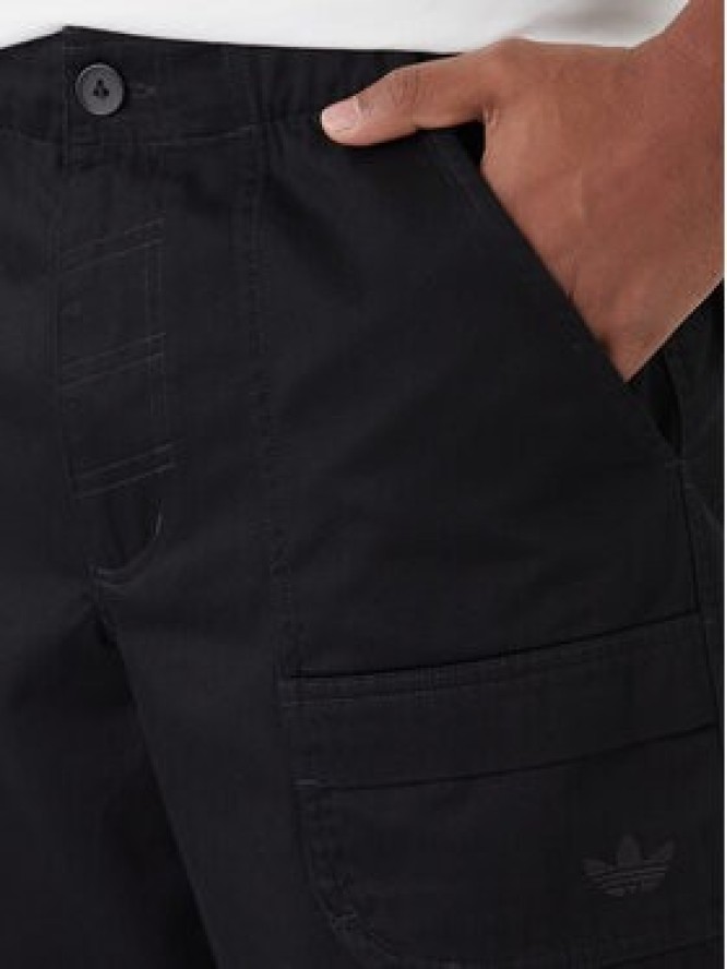 adidas Spodnie materiałowe Premium Essentials JY2636 Czarny Loose Fit