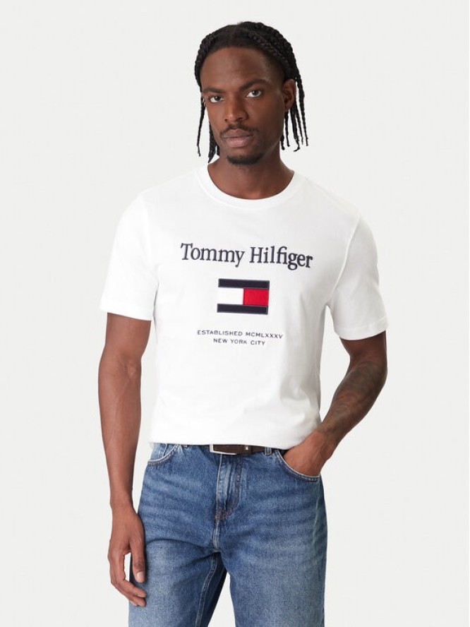 Tommy Hilfiger T-Shirt Embro Flag MW0MW42736 Biały Regular Fit