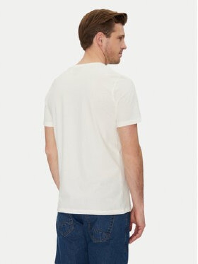 Blend T-Shirt 20717759 Biały Regular Fit