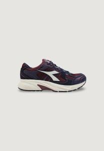 Obuwie sportowe Mężczyzna DIADORA MYTHOS STAR
