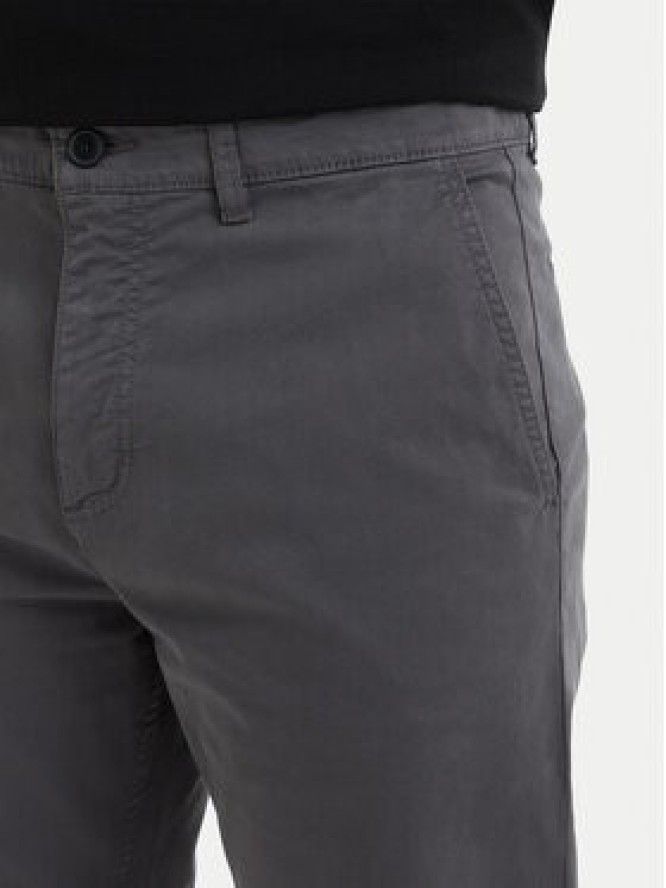 BOSS Chinosy 50534378 Szary ciemny Regular Fit